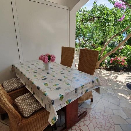 Apartment Franic Sućuraj Стая снимка