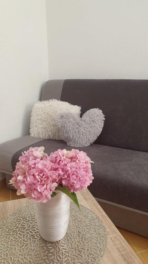 Apartment Franic Sućuraj Екстериор снимка