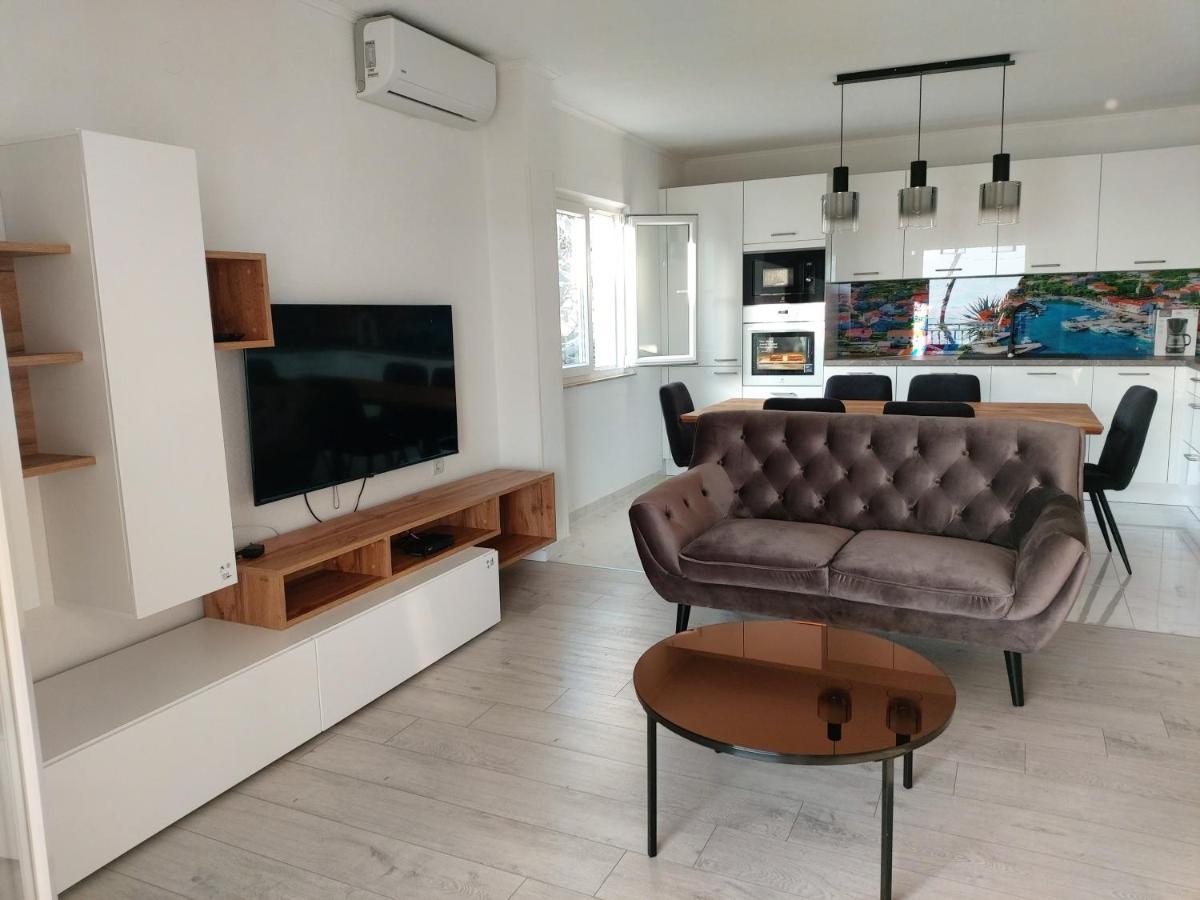 Apartment Franic Sućuraj Екстериор снимка