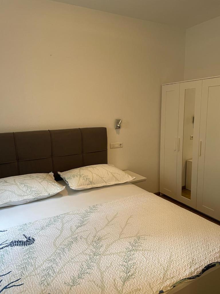 Apartment Franic Sućuraj Екстериор снимка
