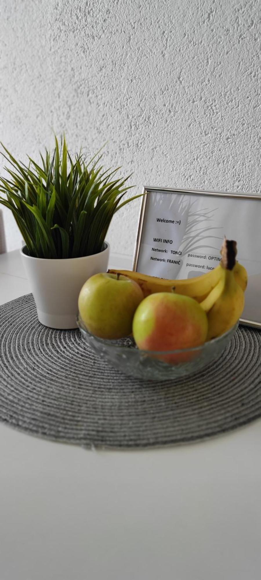 Apartment Franic Sućuraj Стая снимка