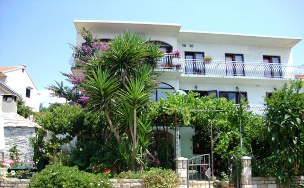 Apartment Franic Sućuraj Стая снимка